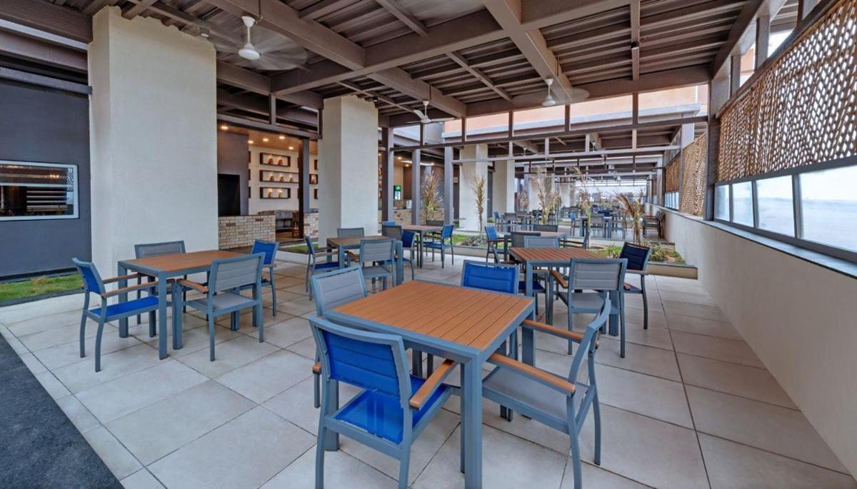The Fern Leo Beach Resort , Madhavpur Porbandar Luaran gambar